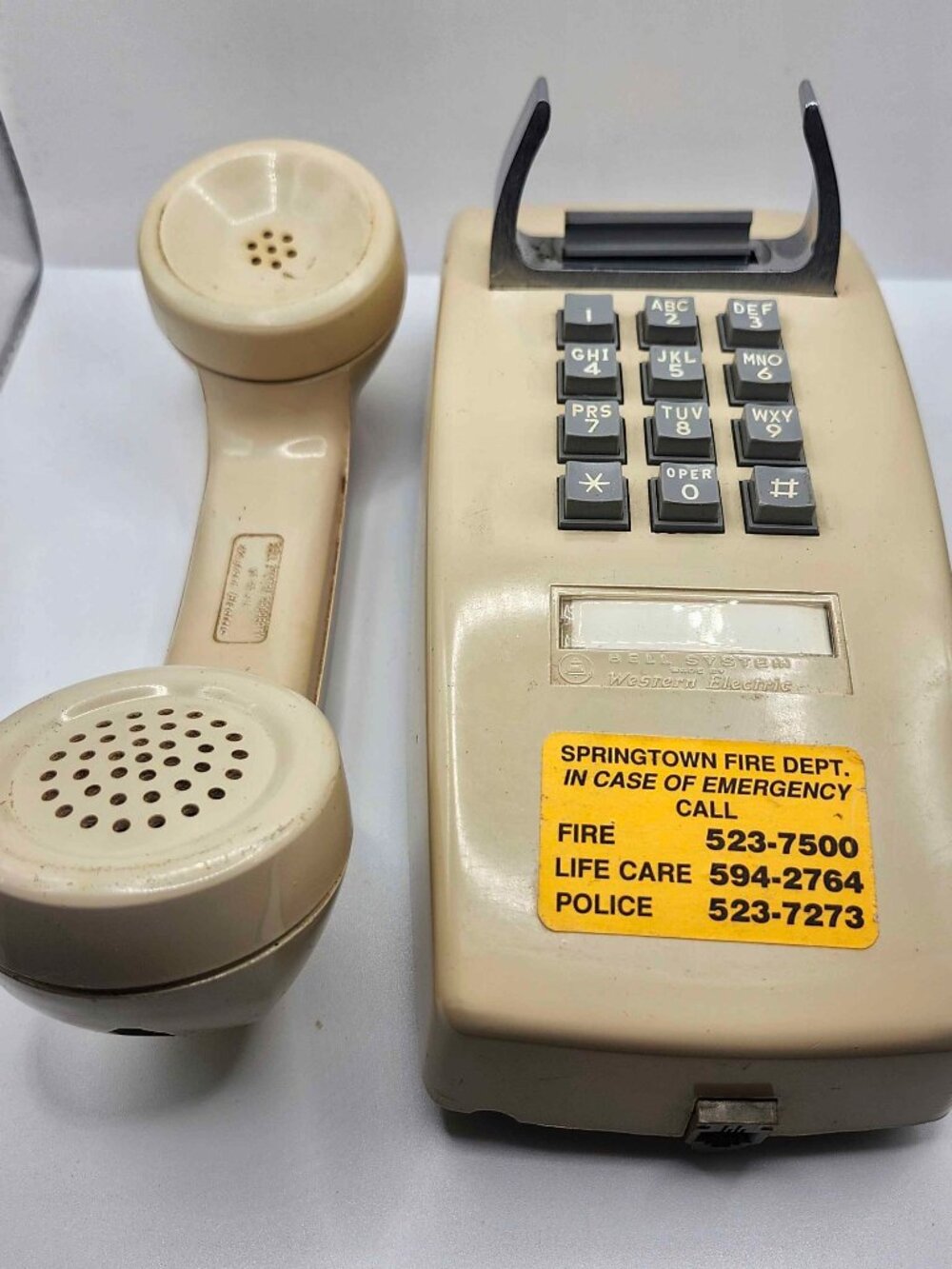 Vintage Western Electric 2554 Beige Wall Phone Bell System